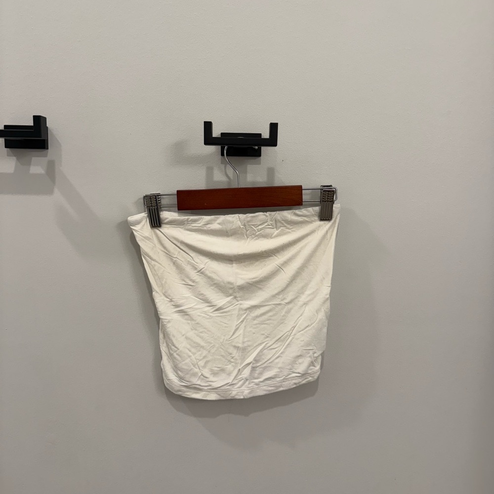 American Eagle Outfitters White Crop Top